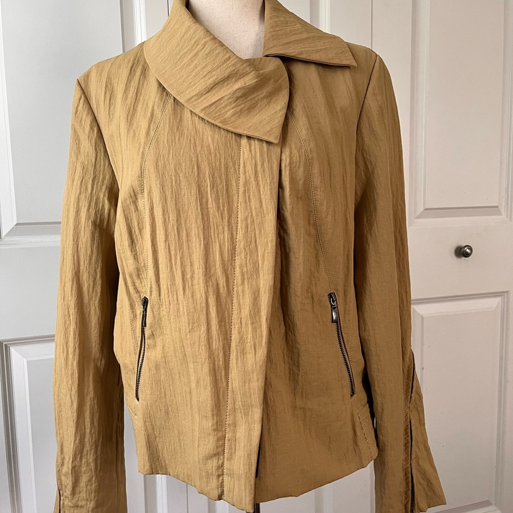 DuePerDue cropped moto jacket.